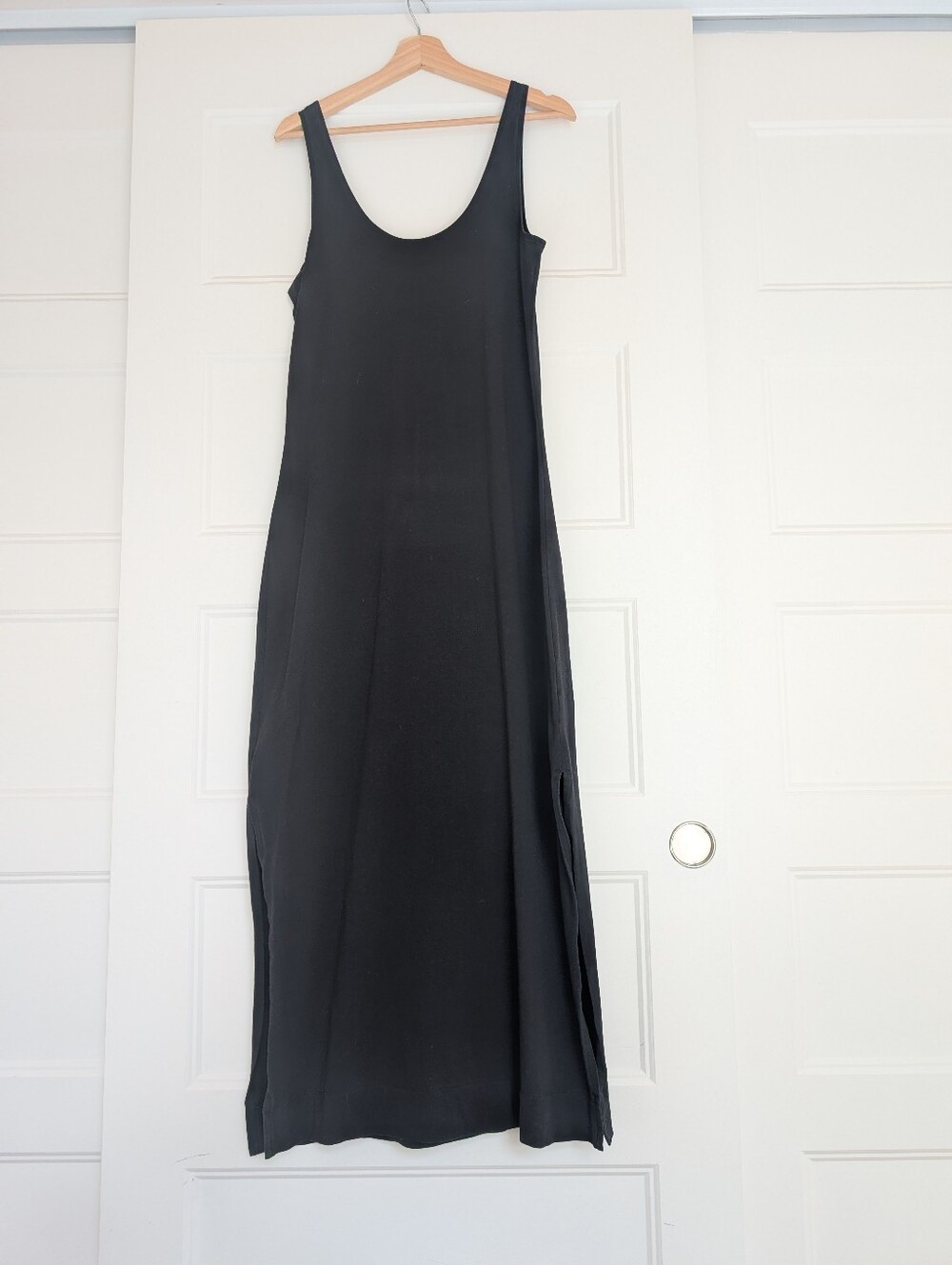 Everyday Black Scoop Neck Maxi Dress